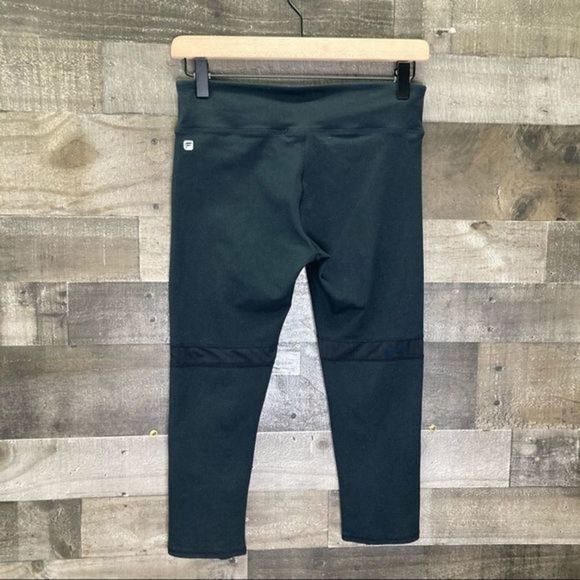 Fabletics Zoey Black Mesh Panel Compression Capri - Picture 3 of 11